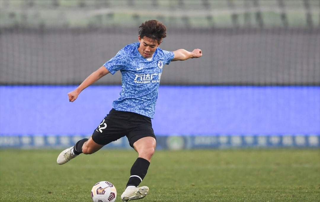 九游体育app-关于风云突变那不勒斯冲刺阶段门线救险；中超版图或变；底气十足；球探报告显示潜力的信息