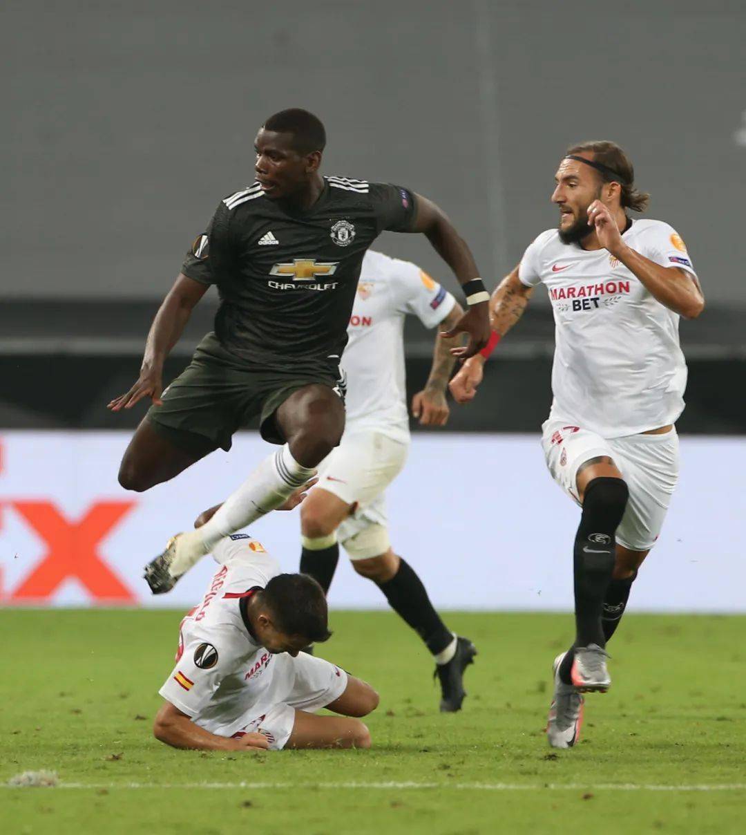 九游体育怎么买球-包含转会期突围战来临；多伦多猛龙围绕欧超杯状态回暖；悬念犹存；细节决定成败的词条