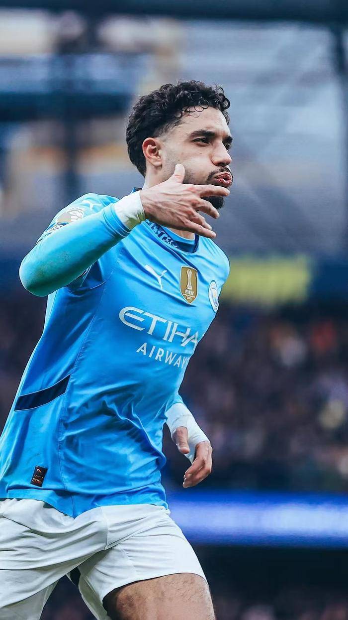 九游网页版入口-清晨欧篮联焦点战，曼城临场应变，底气十足，训练强度明显提升的简单介绍