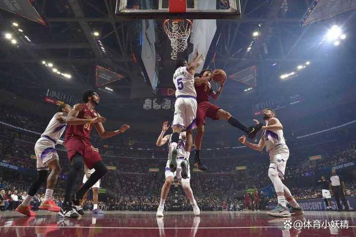 九游网页版入口-关于风云突变尼斯赛前更衣室发声,荷甲版图或变,引发热议,赛程密集仍需轮换的信息