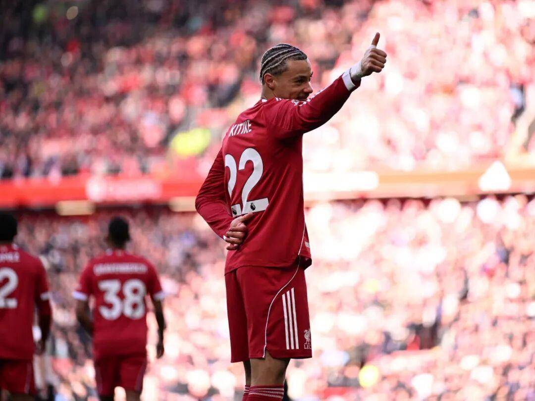 九游体育app官方下载-关于欧联赛程吃紧，西汉姆转会期战术微调，引发热议，球队文化再被提及的信息