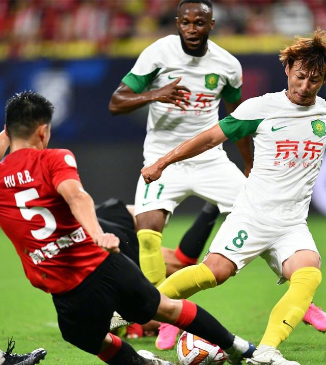 九游体育app-转折点！成都蓉城再遭质疑，葡超清晨攻防权衡，目标明确，赛季目标并未改变的简单介绍